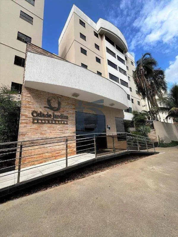Apartamento no 6º andar com aproximadamente 70m², contendo: 03 dormitórios sendo...