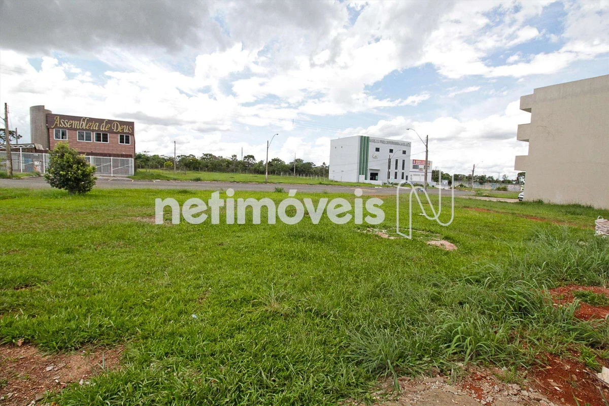EXCELENTE OPORTUNIDADE LOTE NA ENTRADA DO CONDOMÍNIO SANTOS DUMONTDESCRIÇÃO Lote...
