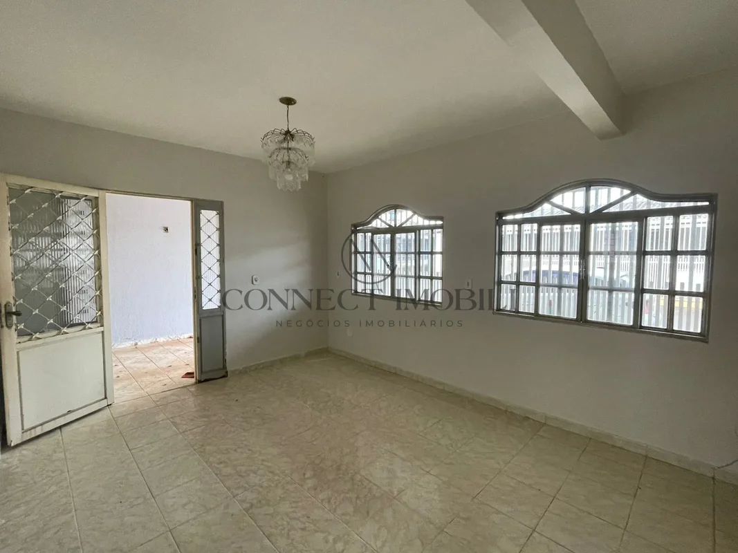 SOBRADO À VENDA | QNP 26 | 4 QUARTOSP Sul, Ceilândia - DFMore em uma casa bem lo...