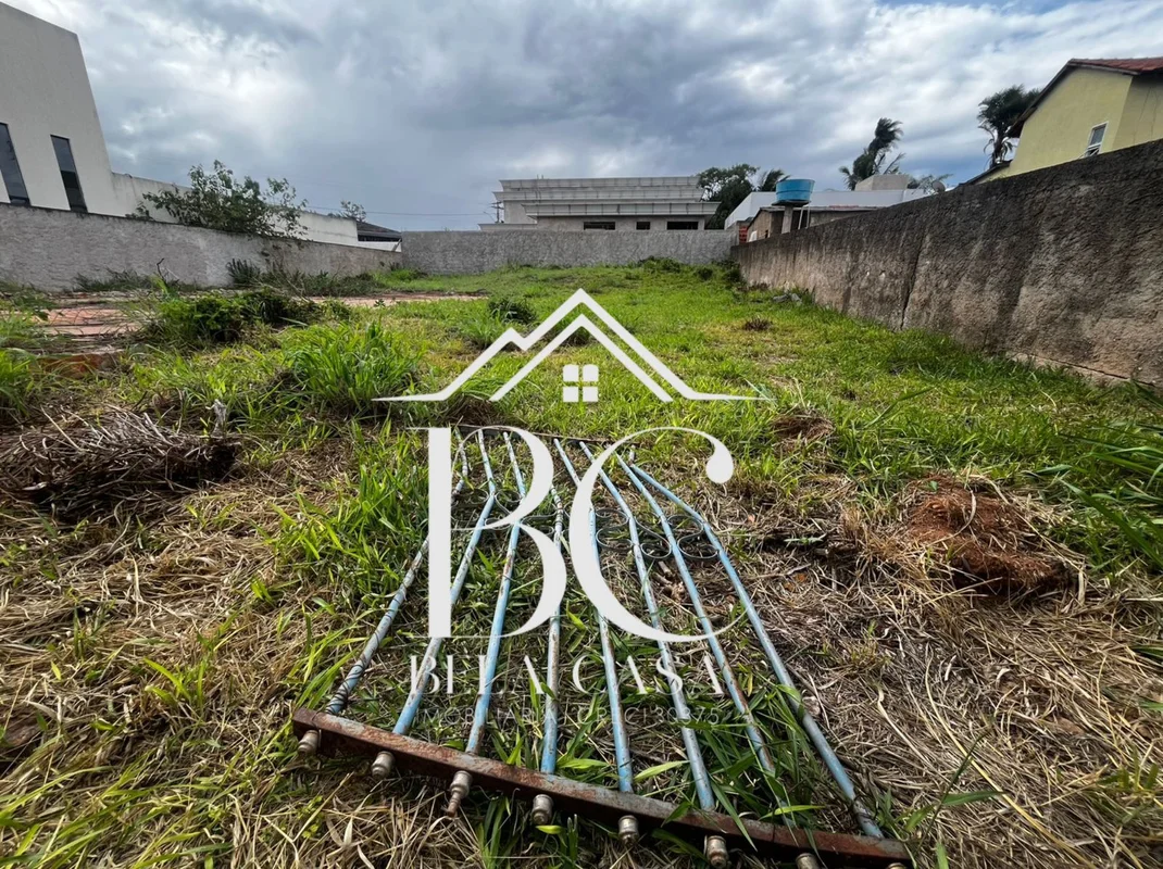  LOTE À VENDA – CONDOMÍNIO PARQUE DO MIRANTE 11/02/26