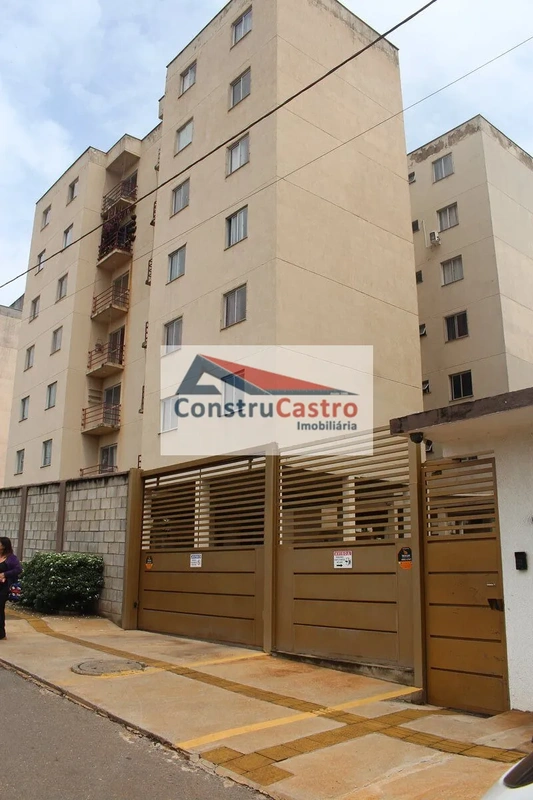 Descubra um apartamento acolhedor e bem localizado na Rua Fuad Rassi, dentro do ...