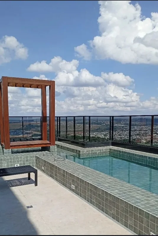 Excelente localização. Encostado a UNIEVANGELICA +2 HOSPITAIS. 3min do ANASHOPPI...
