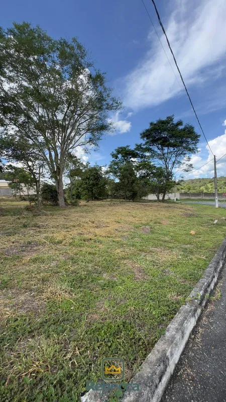 Lote Mansões Morumbi 1.700M²Lote de esquina Nascente Plano Condomínio já consoli...