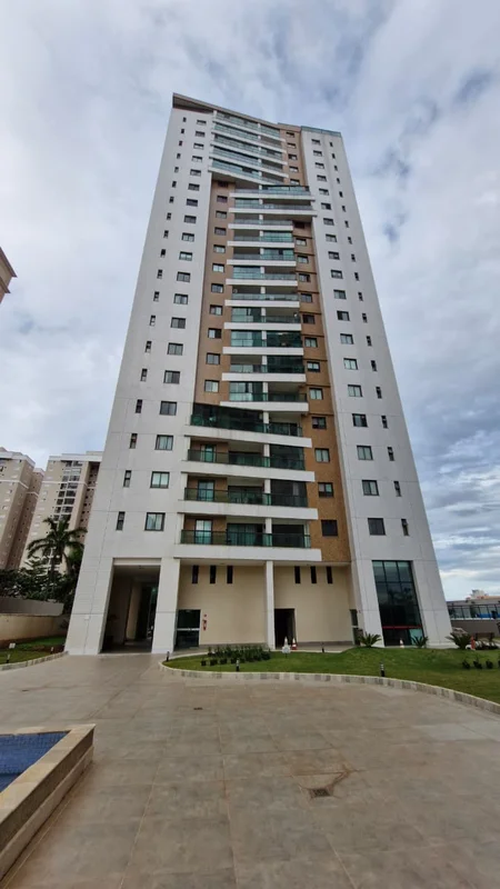 BELISSÍMO APARTAMENTO COMPOSTO DE 3 QUARTOS, SALA PARA 2 DOIS AMBIENTES, VARANDA...