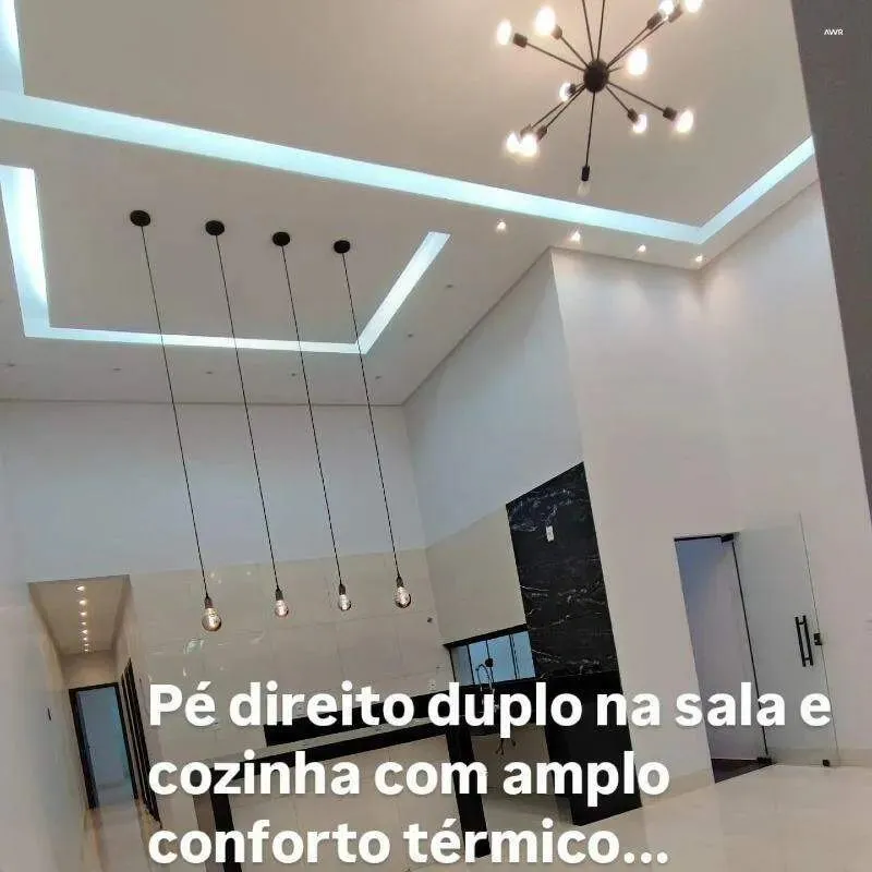 Casa Estilo Bangalô à Venda - Setor Cristina II (Expansão), Goiânia3 quartos (1 ...
