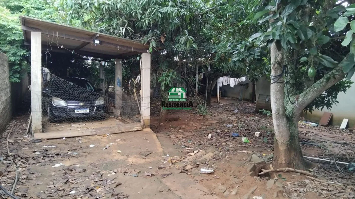3 Lotes Jardim Primavera- Área total 900m²- 30m de frente- 1 lote possui 6 kitne...
