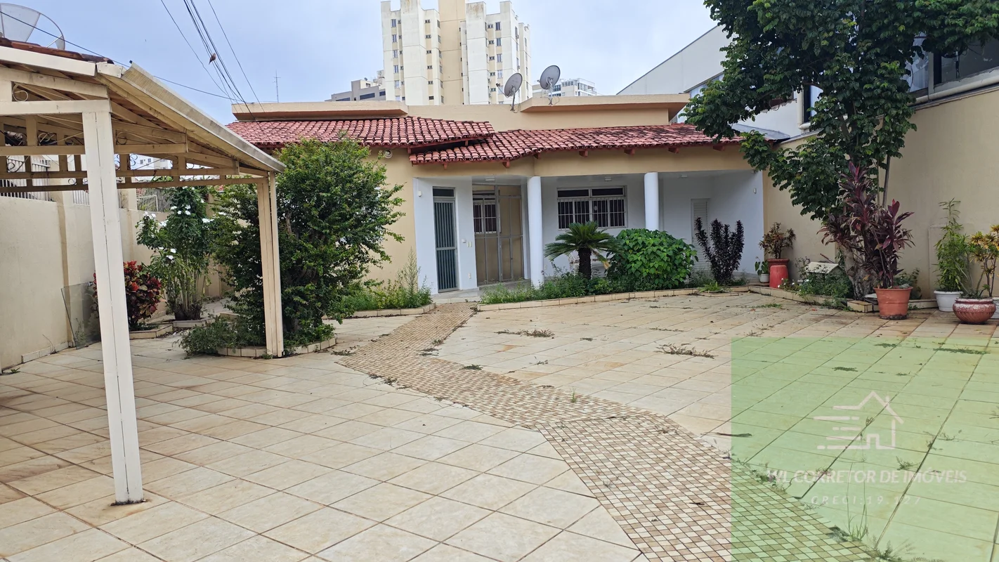 Aconchegante casa residencial / comercial, com excelente localização no setor oe...
