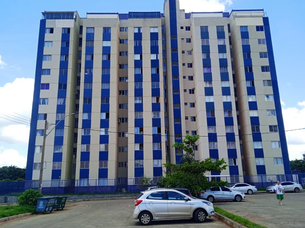 VENDE-SE UM APARTAMENTO NA QS 411 CONDOMÍNIO VILLA SPLENDORE SAMAMBAIA NORTEApar...