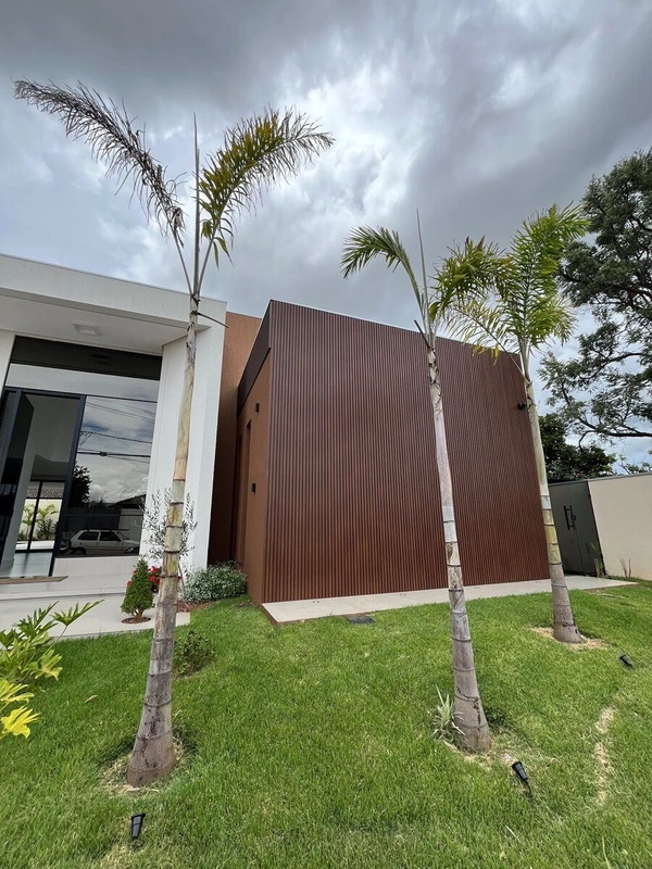 Espetacular Casa recém construída 5 quartos, sendo três suítes com varanda Quart...