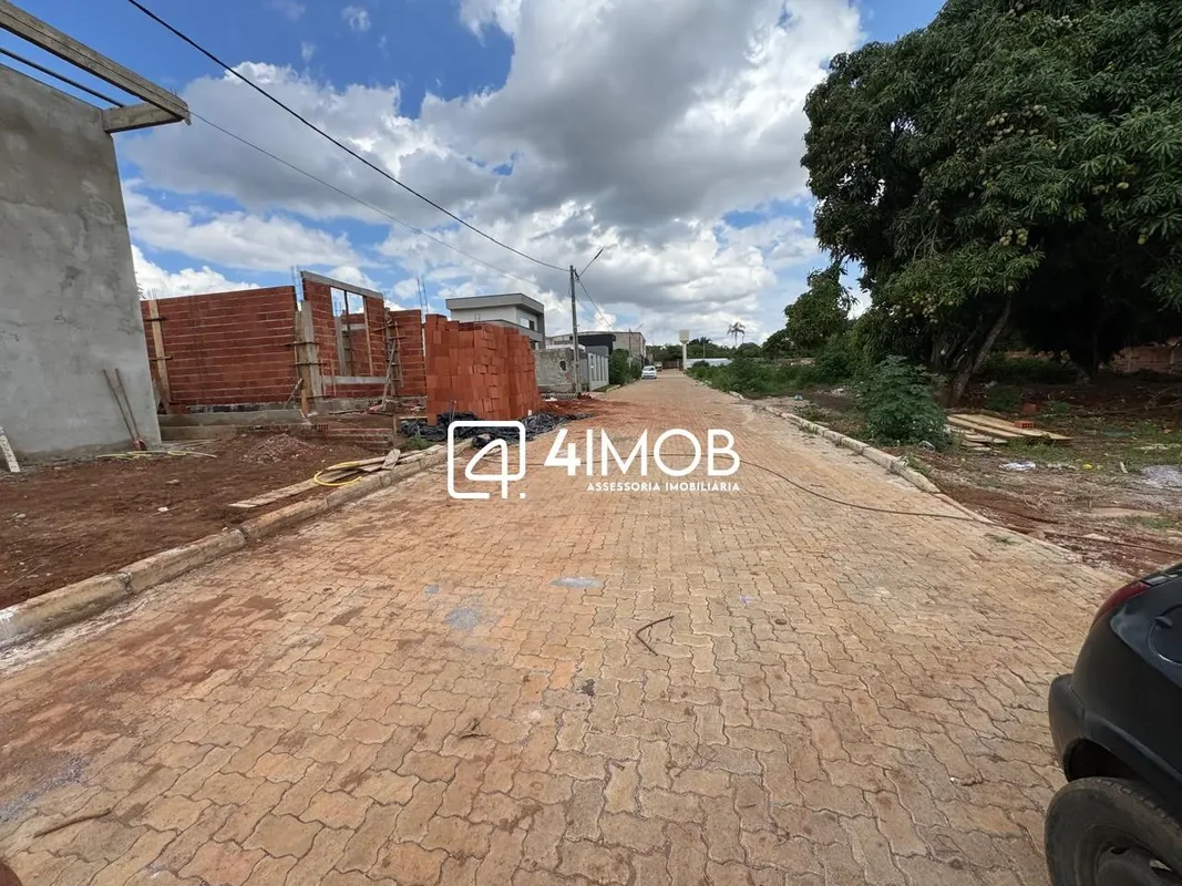 DF 475 Condomínio Portal das Flores Ponte Alta, Gama-DF Descrição geral: Lote em...