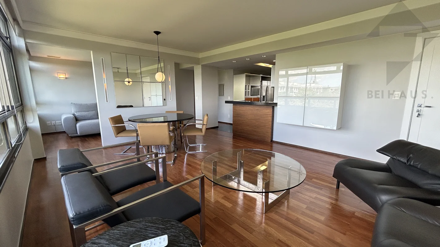 LOCAÇÃO ALL INCLUSE (CONDOMÍNIO, IPTU)Apartamento totalmente reformado, mobiliad...