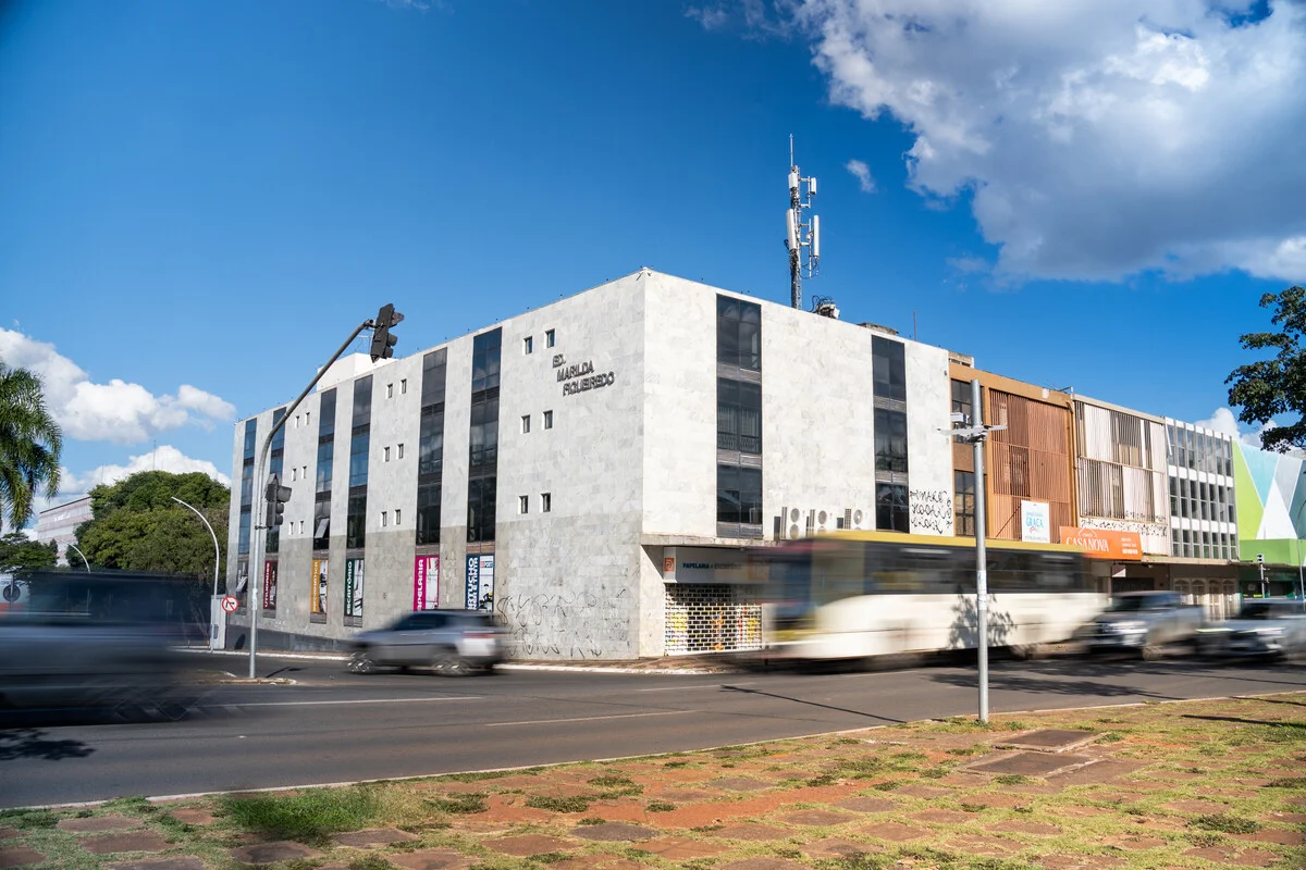 500 m² já reformados | O prédio mais bonito da quadra, no início da Asa NorteNo ...