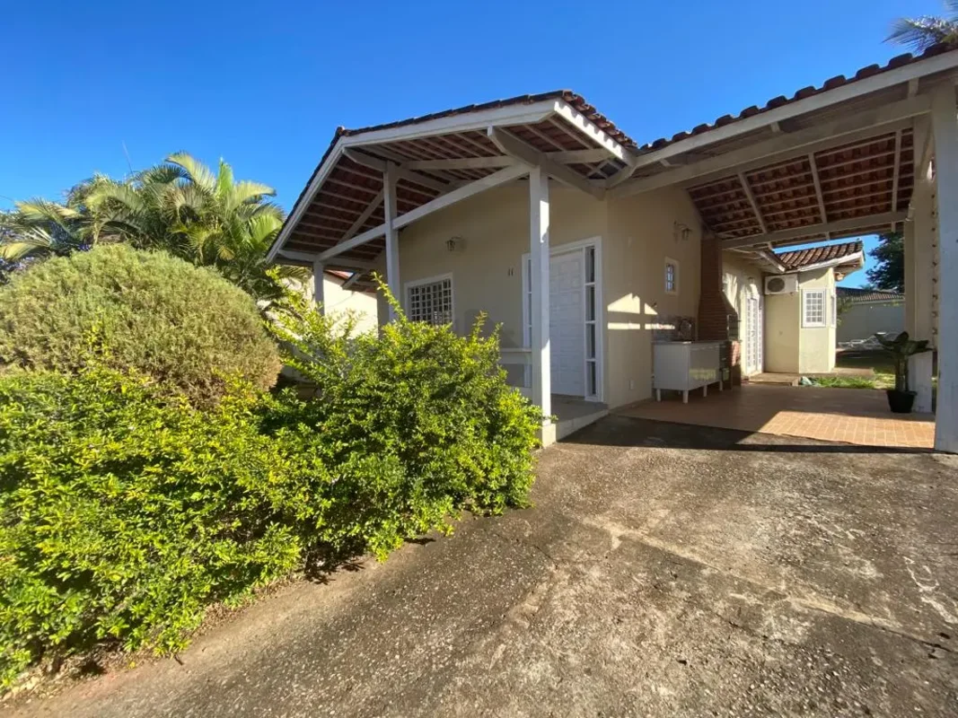 Descubra uma casa incrível no Condomínio Mansões Rurais do Lago Sul, localizado ...