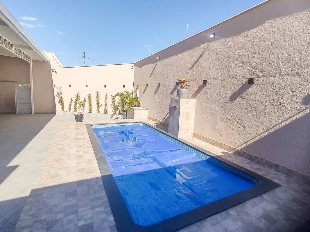 Ponto comercial para espaÃ§o de festas com 270mÂ² de Ã¡rea construÃ­da, totalmen...