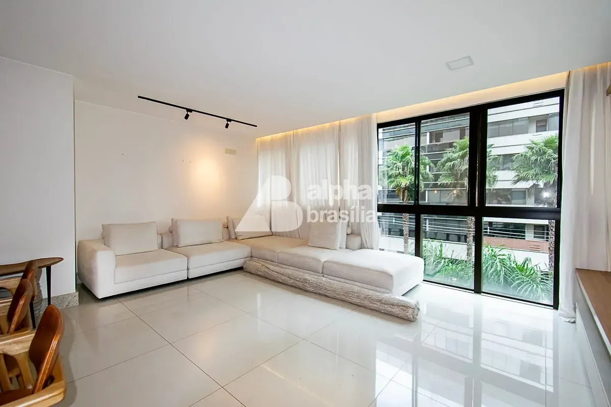 Apartamento mobiliado com frente sul, sofisticado e pronto para morar no Ed. Par...
