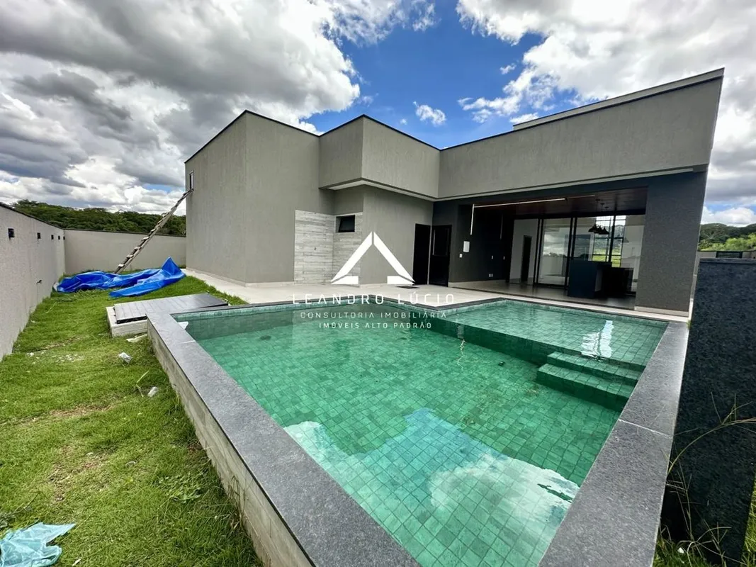 Casa Térrea à Venda Condomínio Plateau DOr Unique Área Total: 640 m² Área Constr...