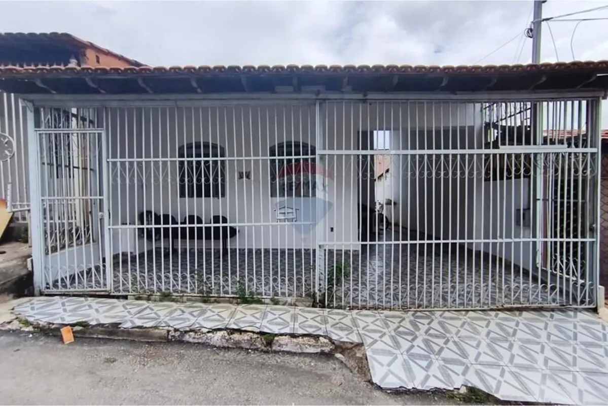 Excelente opção para quem busca espaço, localização estratégica e renda extra no...