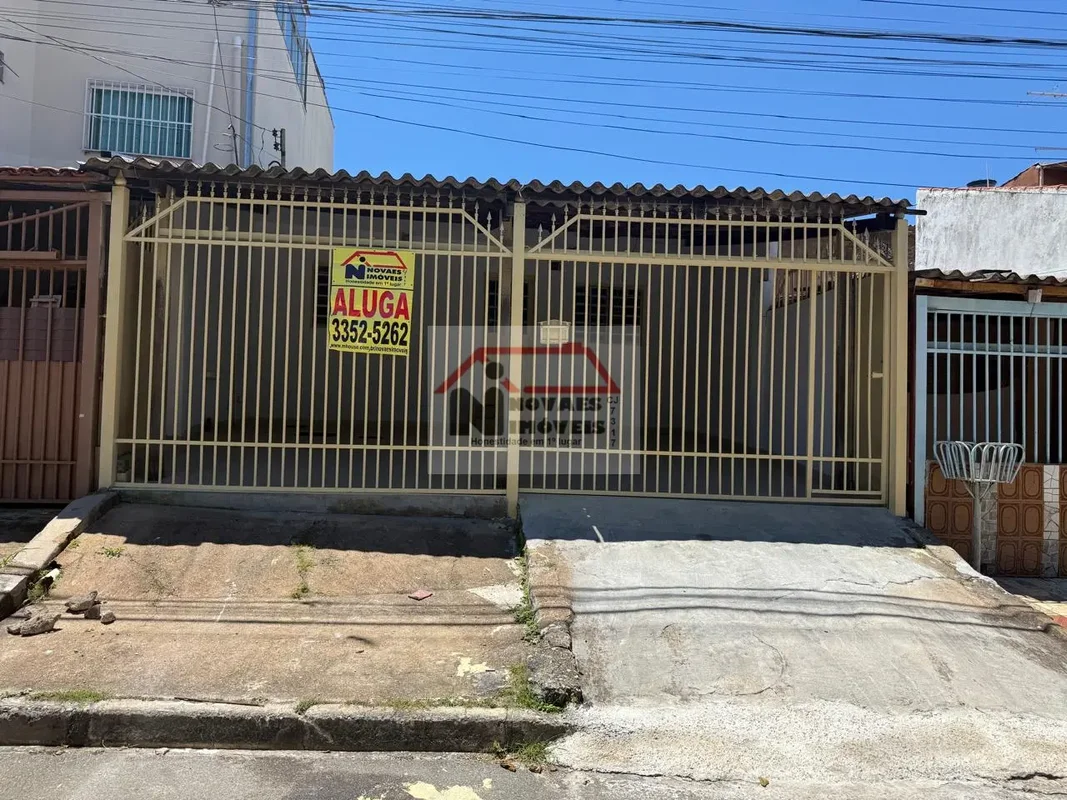Descubra uma oportunidade de morar em uma casa confortável e prática no coração ...