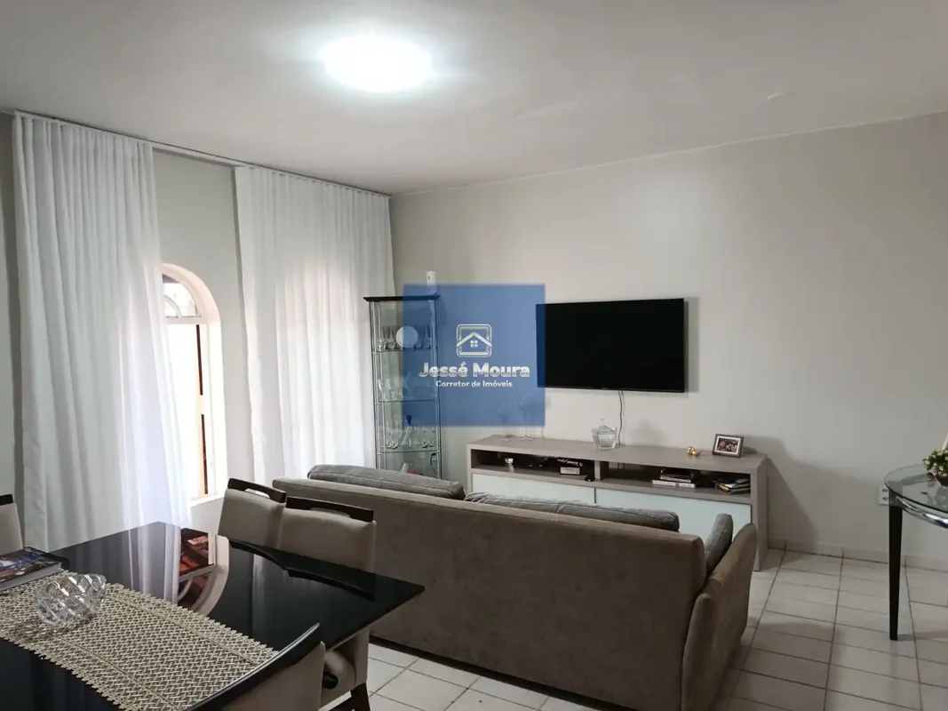 ********************OPORTUNIDADE**********************CASA PADRÃO 03 quartos - S...
