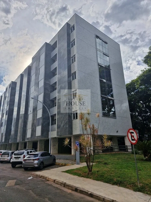 Excelente oportunidade na SQN 216, ASA NORTE, Brasília: um apartamento confortáv...