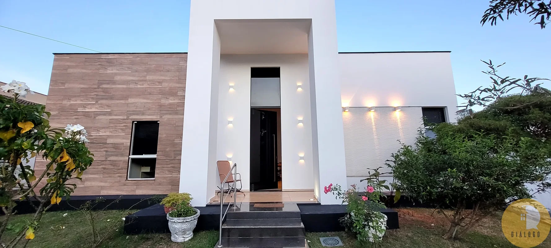 Casa no Condomínio Privê Lago Norte I que une elegância, conforto e praticidade ...