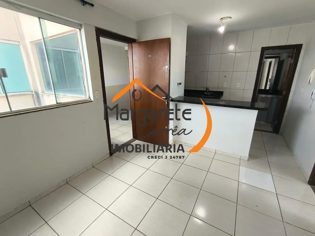 Imobiliária Margarete Corrêa vende apartamento no Império dos Nobres, 4° andar.C...