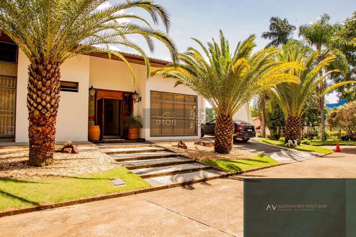 Villa Felsen – 860 m² de exclusividade em cada detalhe.Arquitetura contemporânea...