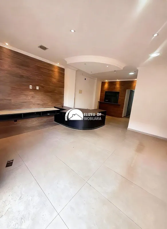 Elizeu DF Imobiliária aluga sala comercial com 120 m² no Guará II, composta por:...