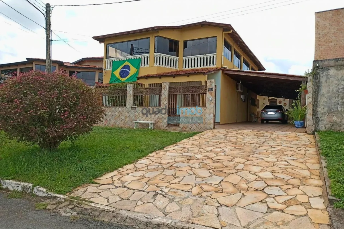Vende-se excelente casa no Jardim Europa I - Grande Colorado, residência de alve...
