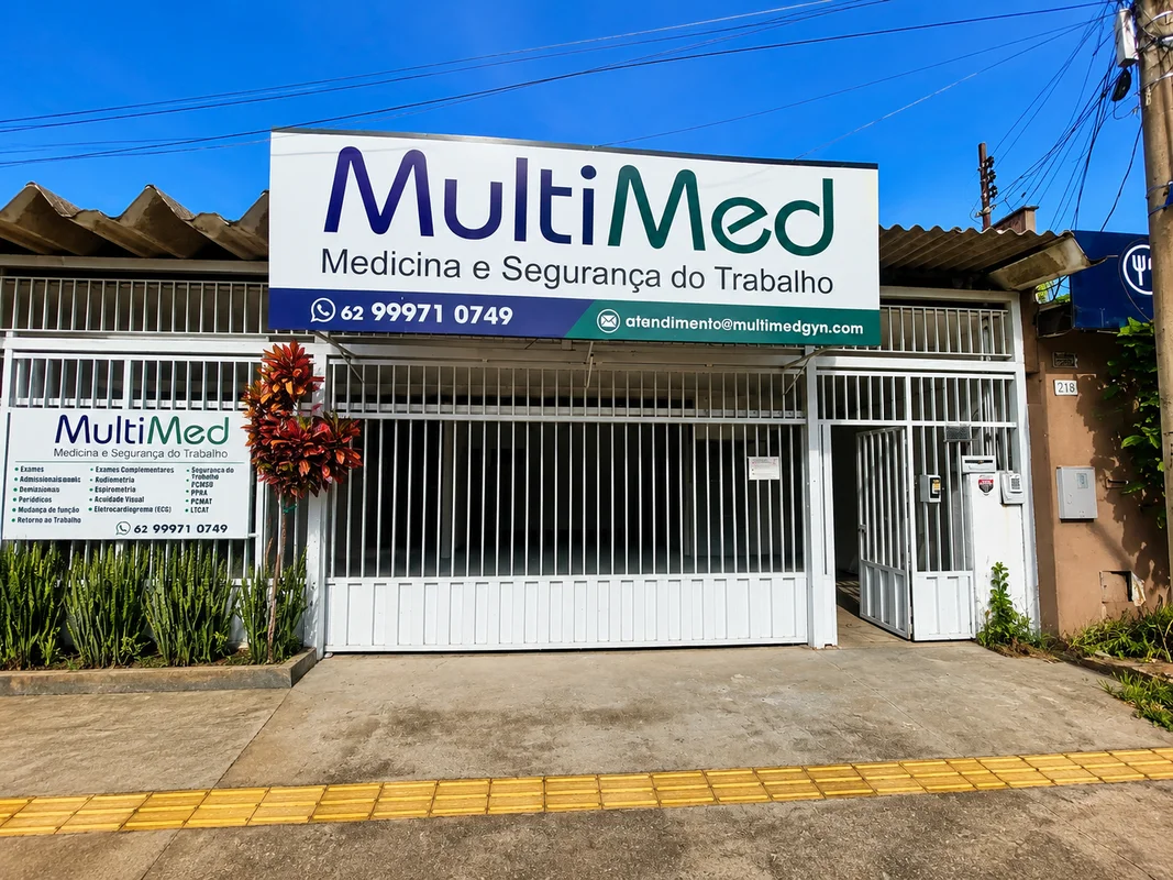 Excelente Casa Comercial para Locação no Bairro Nova Suíça – 376 m²Descubra um e...