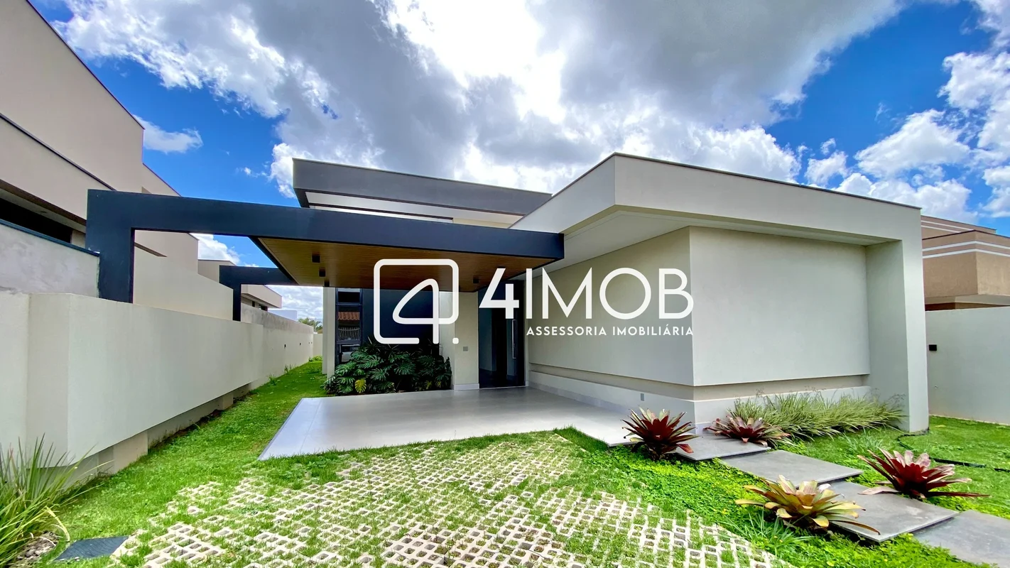 Algumas casas são construídas.Outras são criadas para serem vividas intensamente...