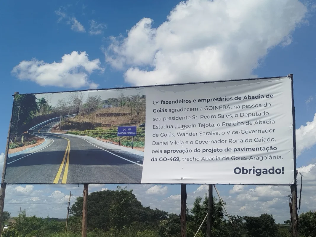 LOTE DE 1200 M² EM CONDOMÍNIO FECHADO PARA USO PRÓPRIO OU INVESTIMENTO , COM ENT...