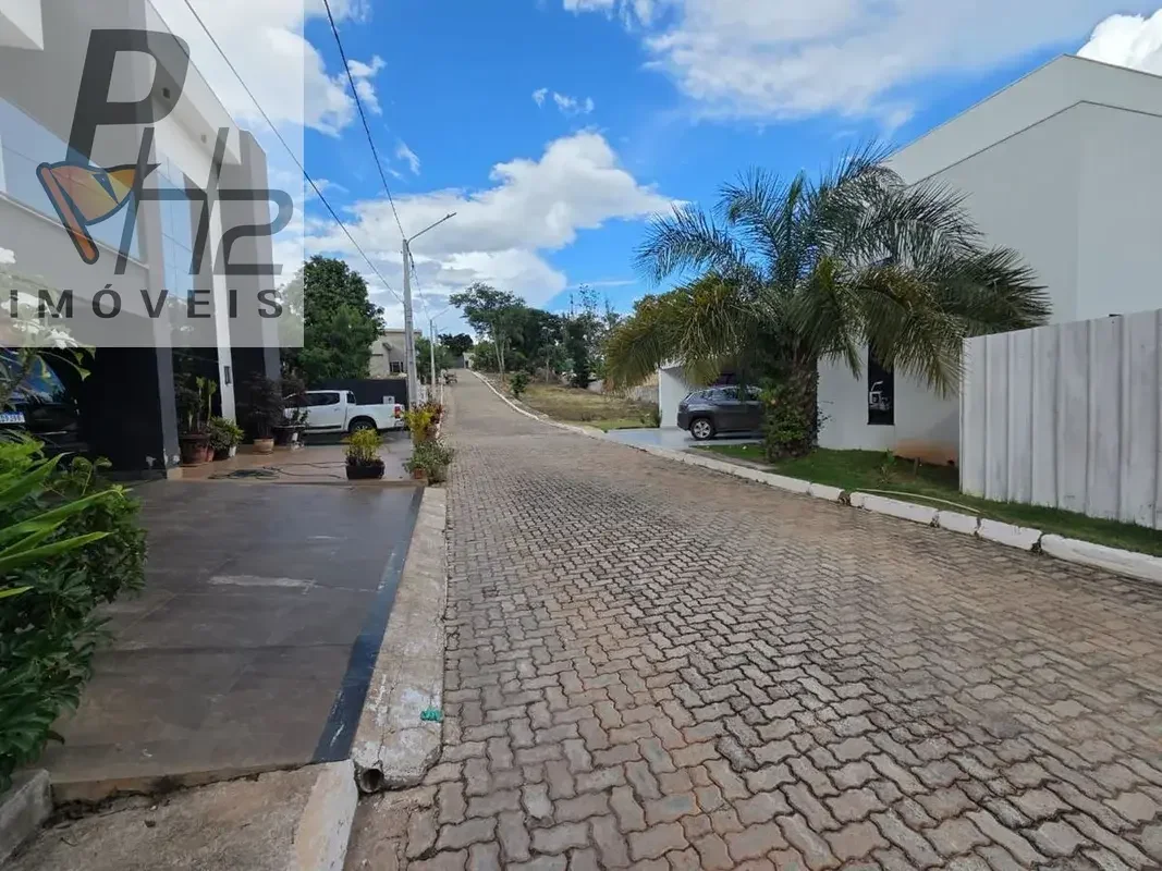 LOTES Á VENDA NO GUARÁ NA REGIÃO DO IAPIExcelente oportunidade para você investi...