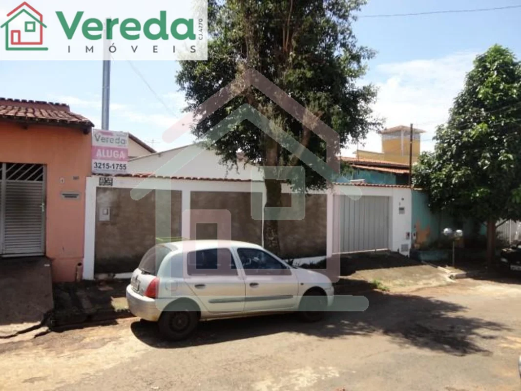 Casa a Venda no Goiânia 2 | Quintal e Excelente LocalizaçãoSe você procura funci...