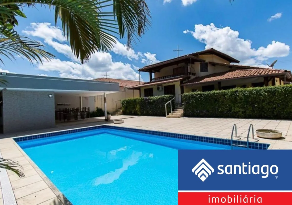 SANTIAGO IMOBILIÁRIA APRESENTA CASA NA QI 21 LAGO SULLocalizada em uma das regiõ...