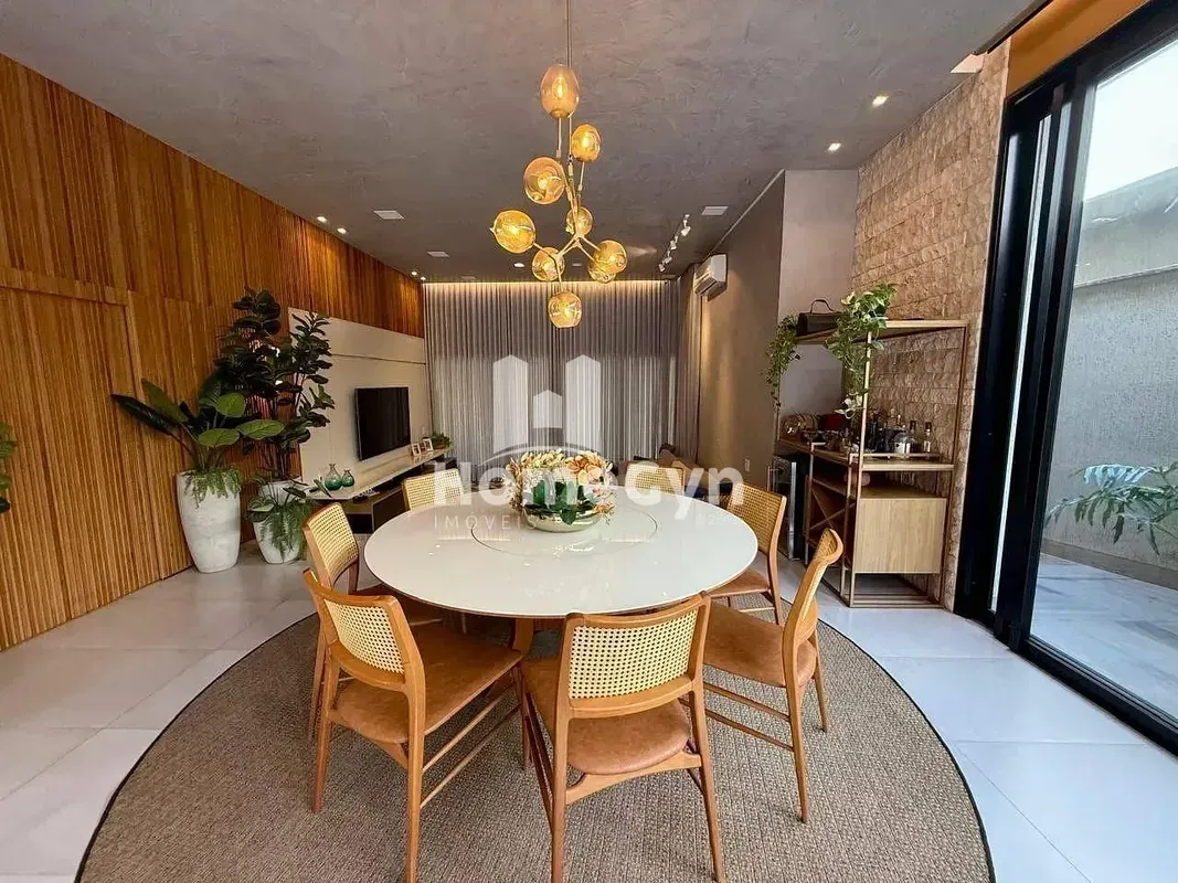  Casa térrea à venda de Alto Padrão, Mobiliada e Decorada.Sofisticação, conforto...