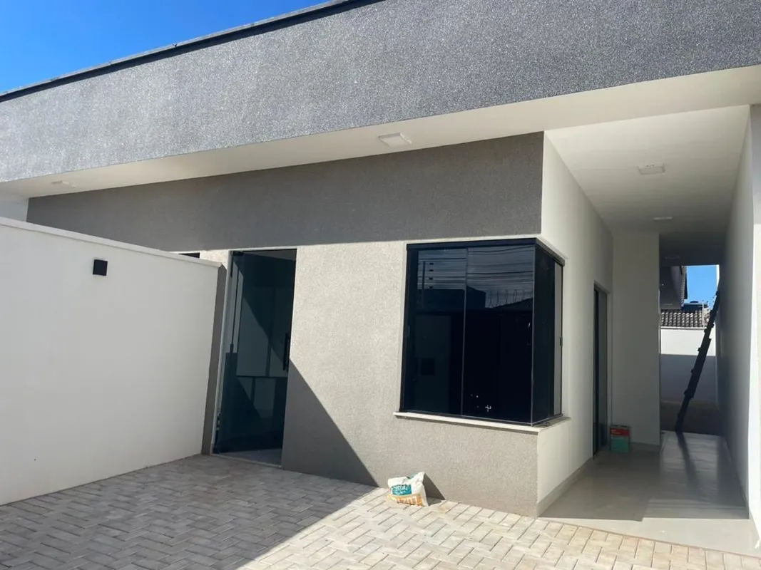 Casa 604 Norte-R$430.000,00 Lote 120 m2; Área construída 69,28 m2; Cozinha / Sal...