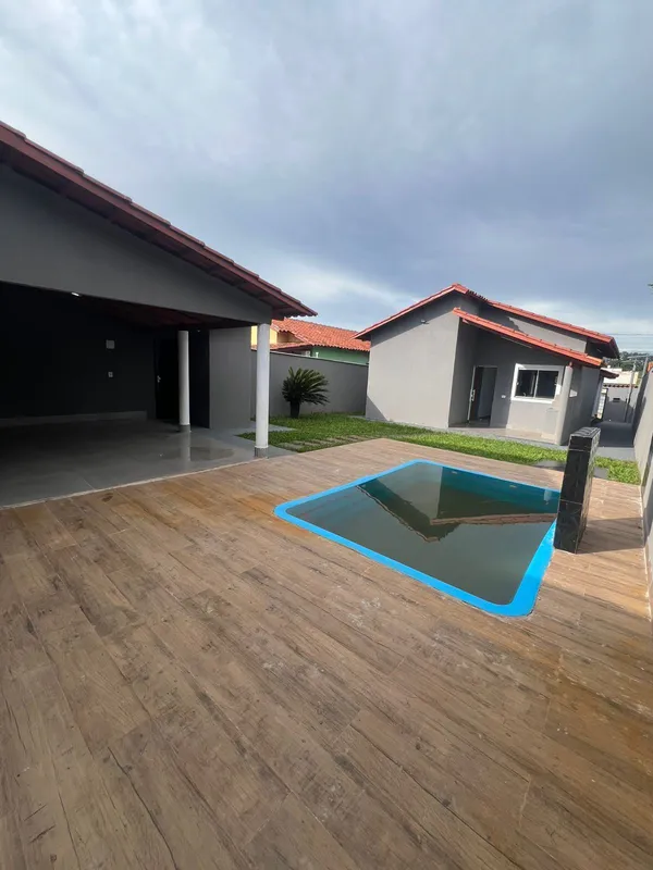 Casa sozinha no lote toda reformada Jardim Imperial II - Trindade/GOCaracterísti...