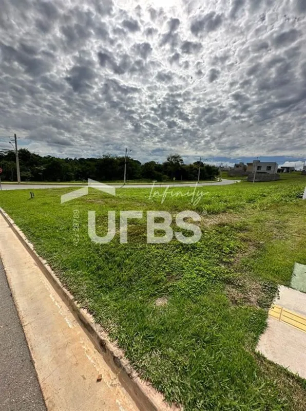 COD U-0029201 - Condomínio Jardins BolonhaTerreno com 300 m²Metragem: 12 x 25O J...