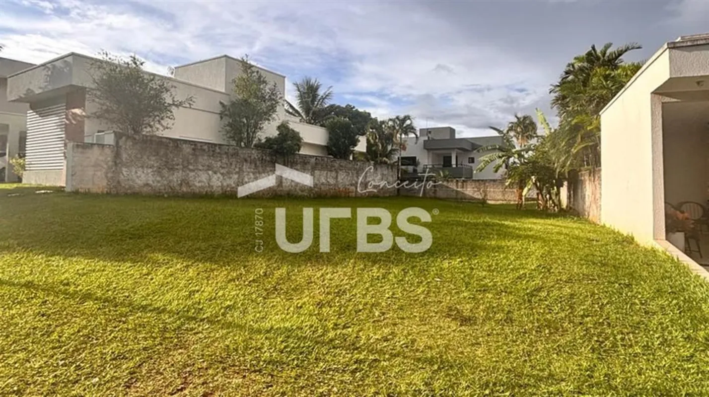 COD U-0030487 - Raridade, lote no Jardins Verona com 470 m², parte alta do condo...