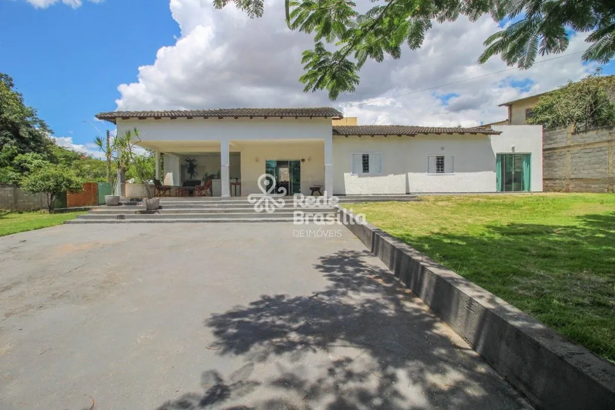 Casa Térrea à Venda no Condomínio Ouro Vermelho IIExcelente oportunidade para qu...