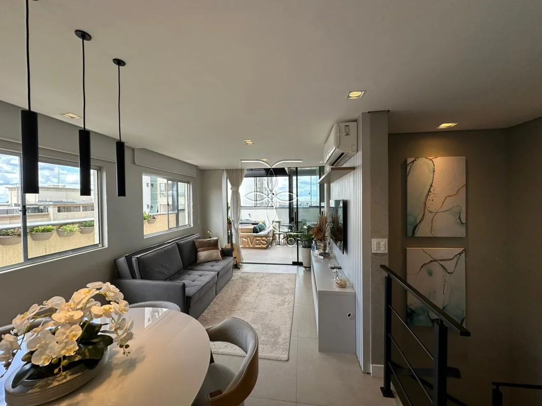 BE INVEST IMOB VENDE:Cobertura Duplex no Res. Eliane Fleury, dentro de uma das m...
