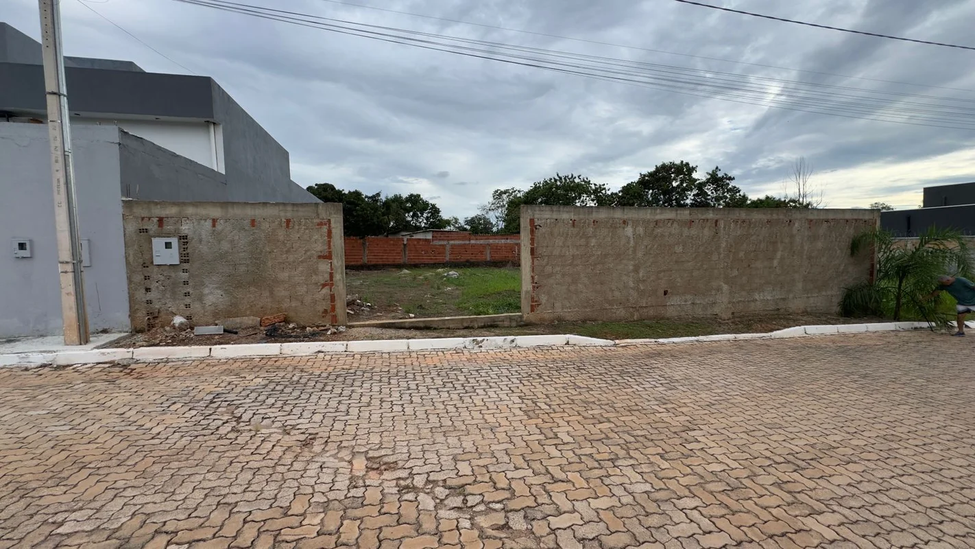  Lote à venda – Guará Parque | Colônia Agrícola Águas Claras?? Próximo à Avenida...
