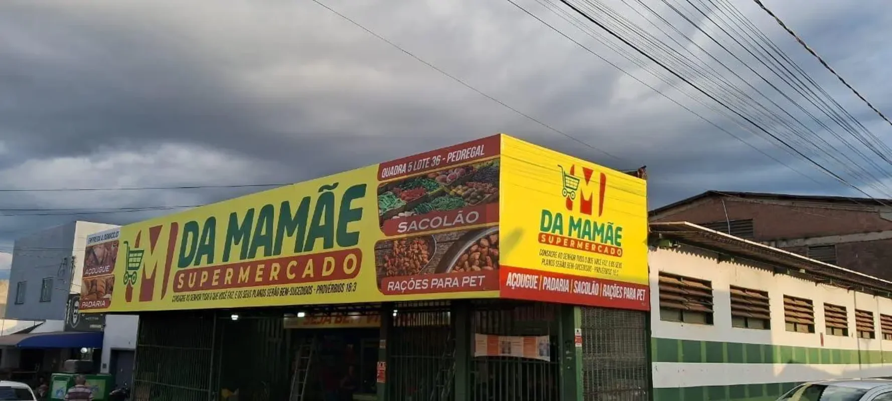 Batista Soluções Imobiliárias vende excelente oportunidade comercial!Mercado com...