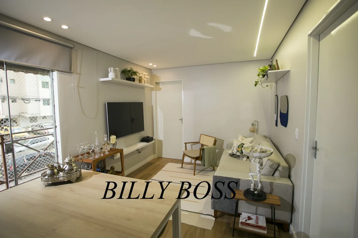 Lindo apto todo reformado;Cond. Império dos Nobres;70m2 Ampla varanda (de fora a...