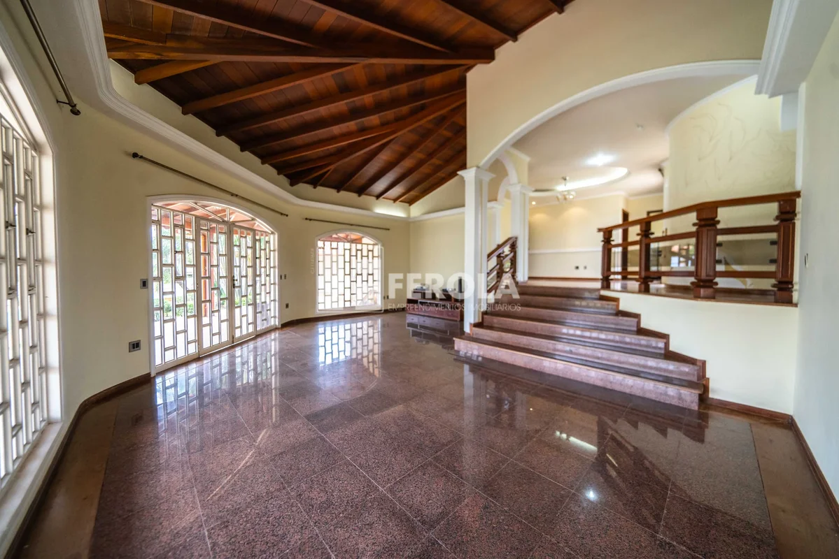 FEROLA PRIVATE VENDE EXCELENTE CASA NO PARK WAY - QUADRA 15 OPORTUNIDADE PARA MO...