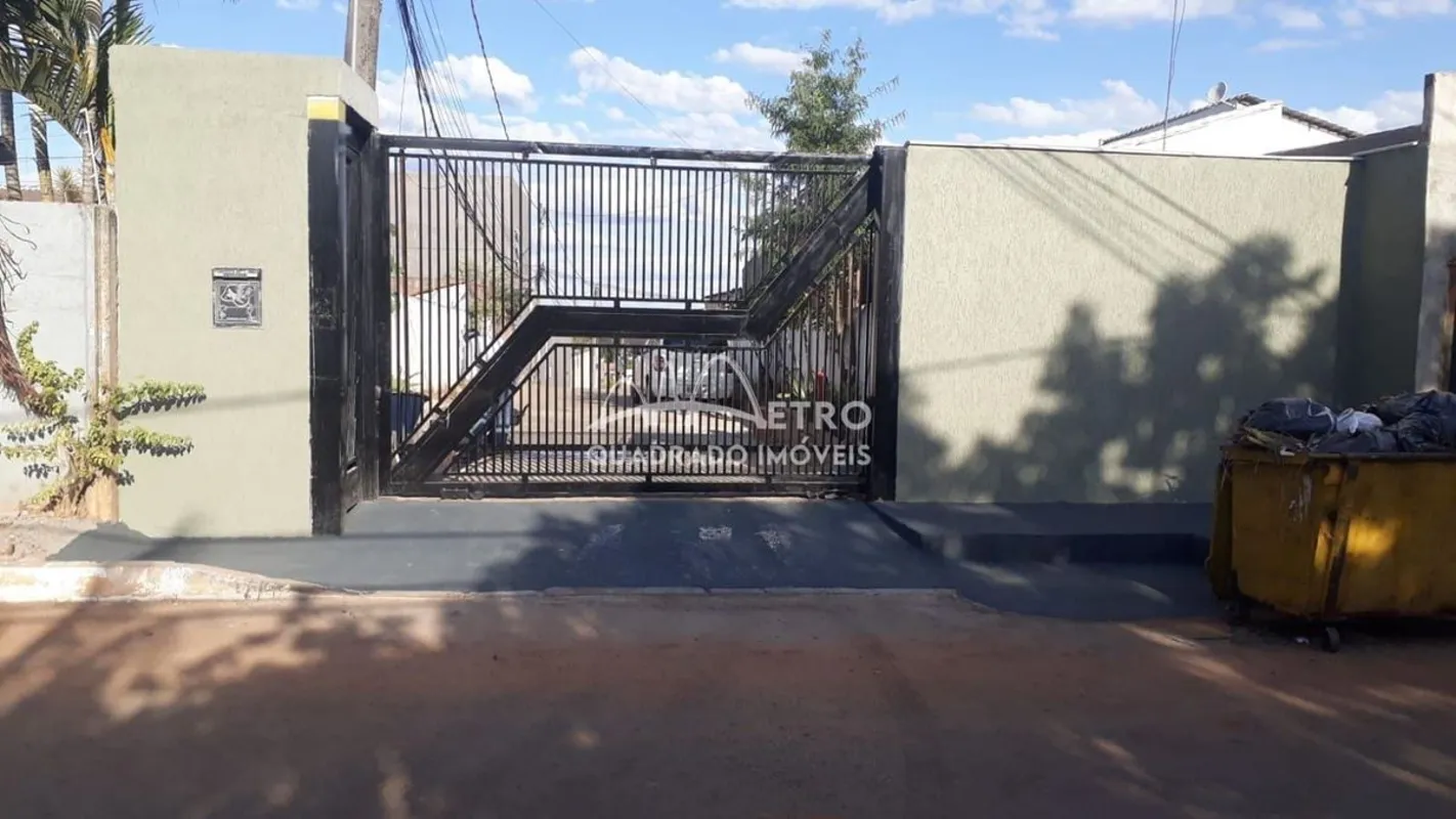 CASA EM COND. FECHADO ÓTIMA LOCALIZAÇÃO!!Residencial Fênix Ch. 201° PAVIMENTOSal...