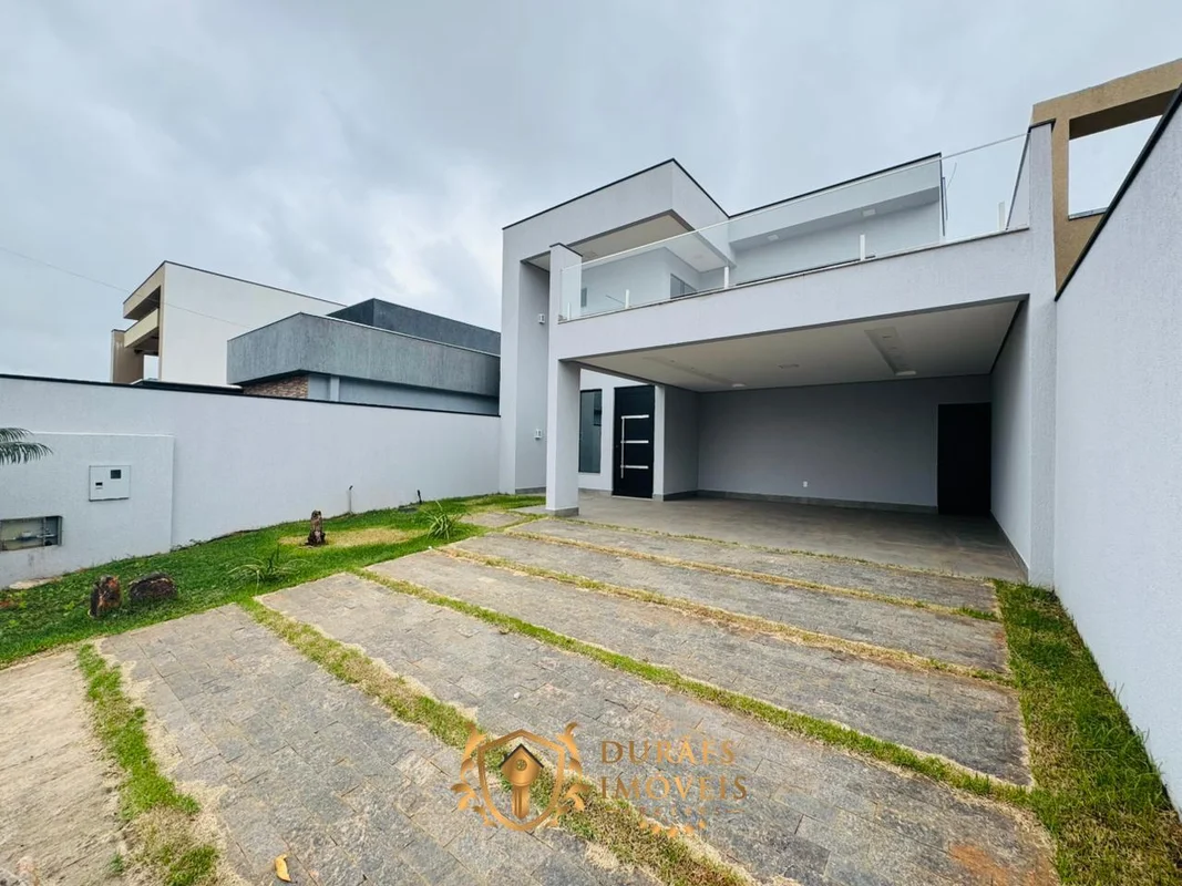 A Durães Imóveis Brokers tem a honra de apresentar este belíssimo imóvel localiz...