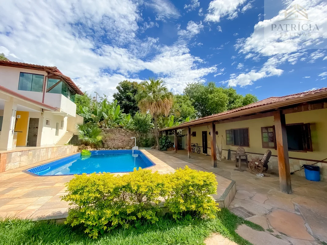CASA TÉRREA - 4 SUÍTES - CONDOMINIO VILLAGES ALVORADA - SHDB QL 32Localizado a a...