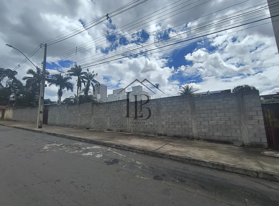 Área com 3 Lotes Residenciais á VendaJardim Atlântico - Rua do SiriDe frente ao ...